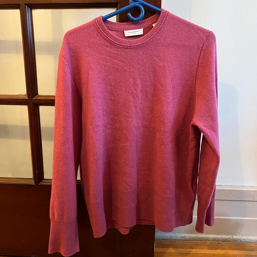 Equipment cashmere sweater new without tags